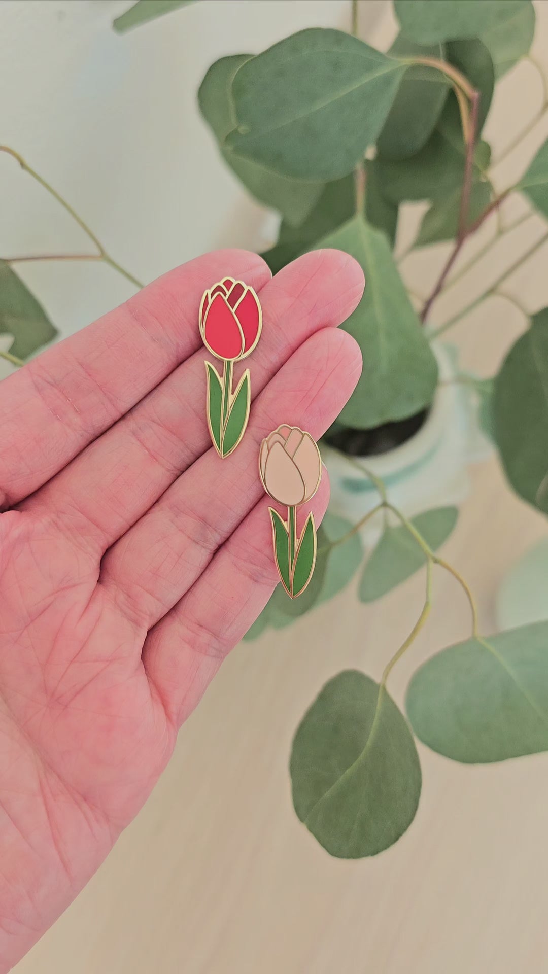 Tulip Pin • Red