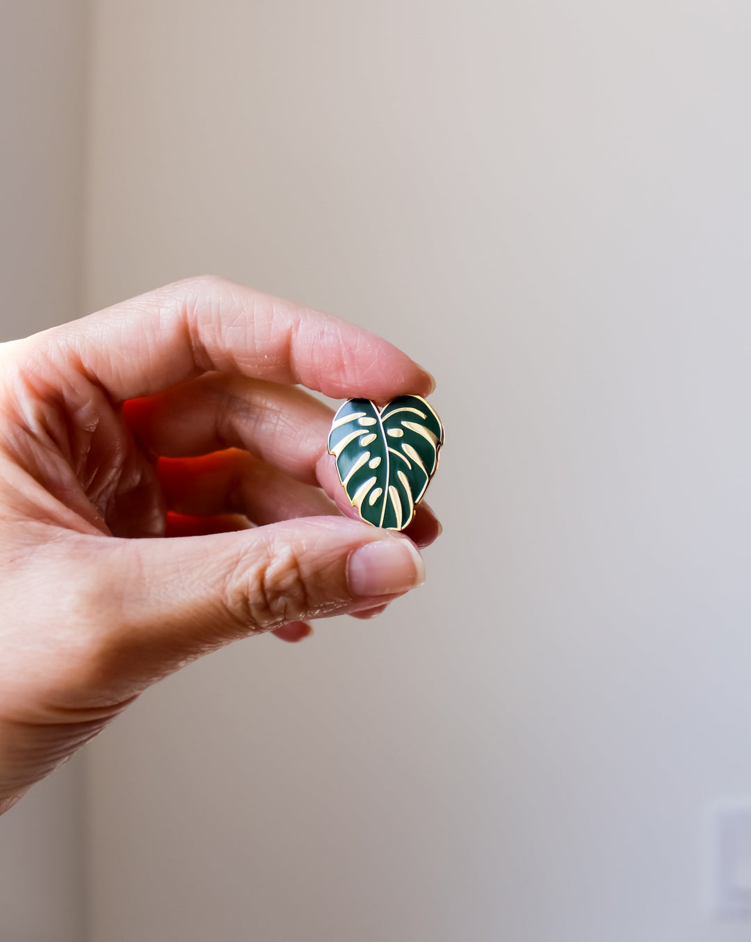Monstera • Magnetic Pin &amp; Needleminder