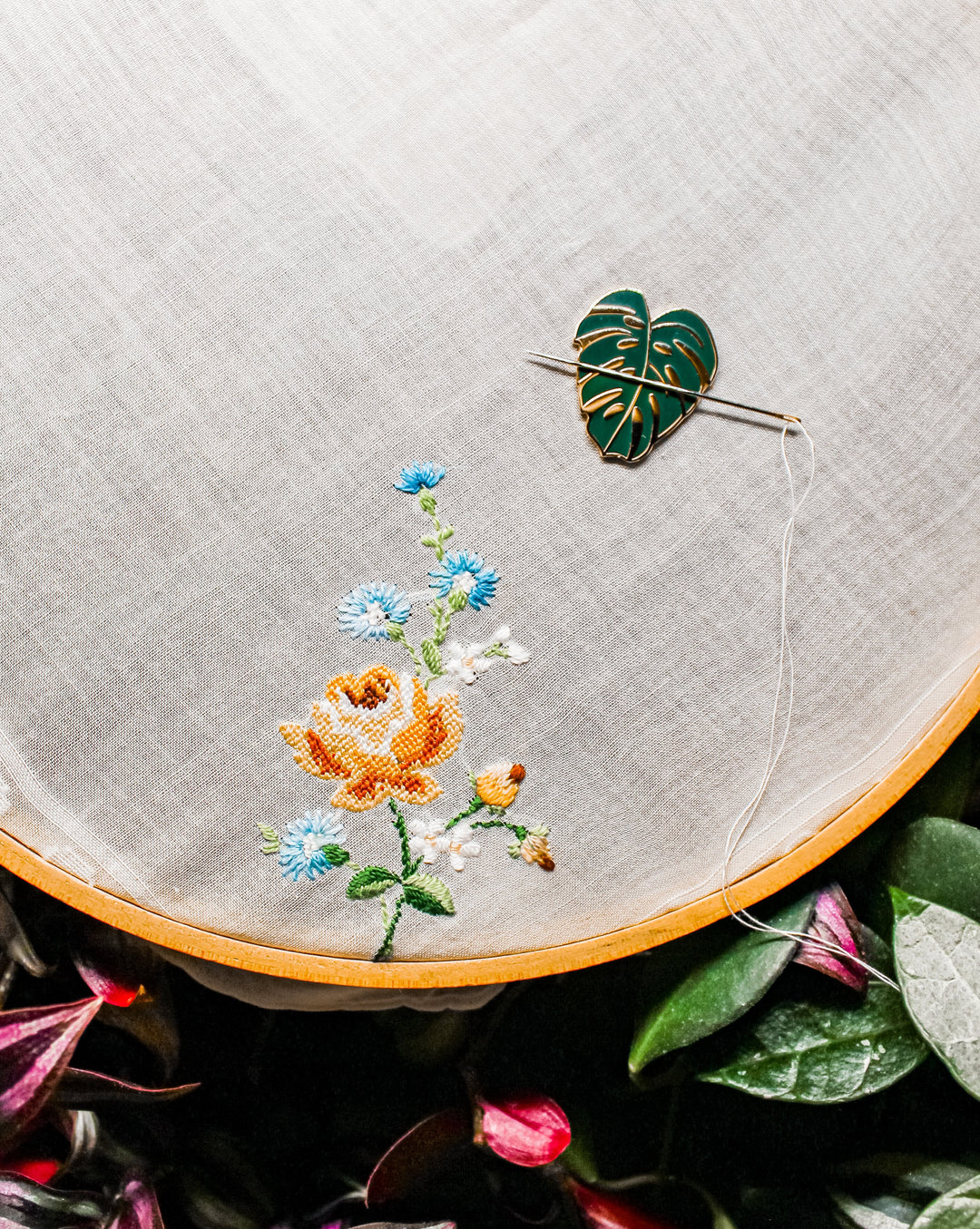 Monstera • Magnetic Pin &amp; Needleminder